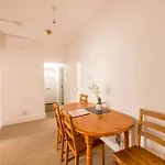 Centralised Garden Flat With Free Parking By Prescott Appartamento Bristol