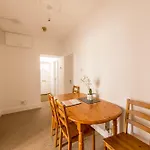 Appartamento Centralised Garden Flat With Free Parking By Prescott