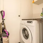 Appartamento Centralised Garden Flat With Free Parking By Prescott *