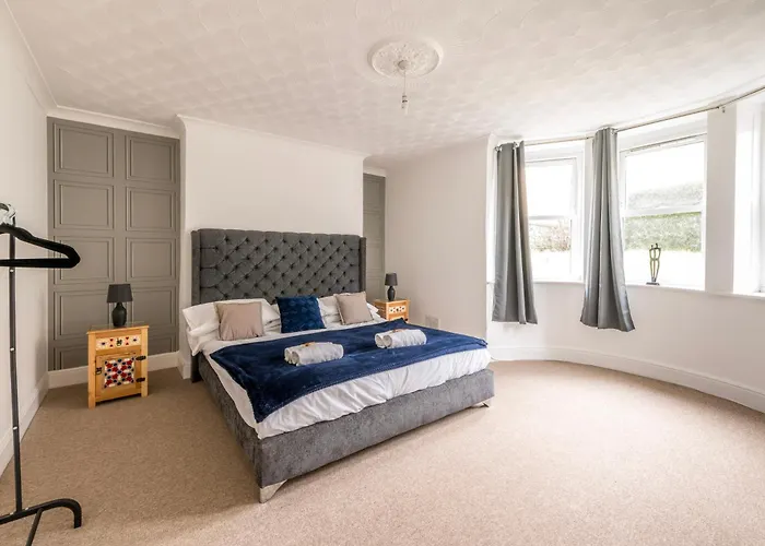 Apartman Cosy Garden Flat With Free Parking By Prescott *