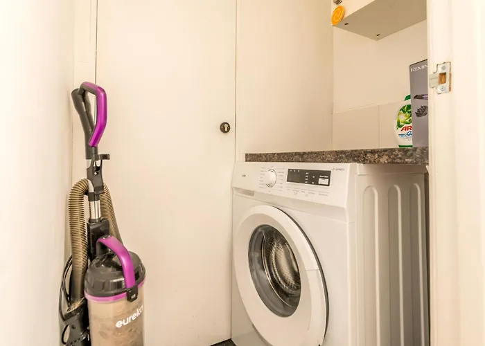 Apartman Cosy Garden Flat With Free Parking By Prescott *