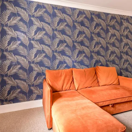 Cosy Garden Flat With Free Parking By Prescott Apartments