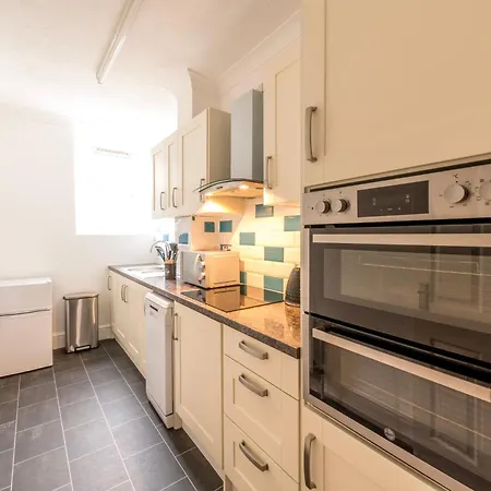 Cosy Garden Flat With Free Parking By Prescott Apartments Appartement Bristol